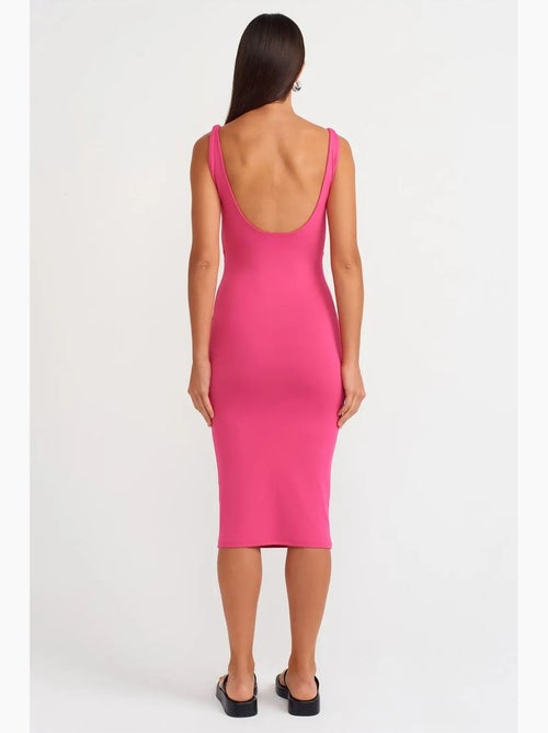 Robe midi moulante sans manches dilvin - Kiabi Robe midi moulante sans manches dilvin - Kiabi