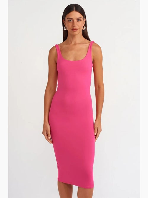 Robe midi moulante sans manches dilvin - Kiabi Robe midi moulante sans manches dilvin - Kiabi