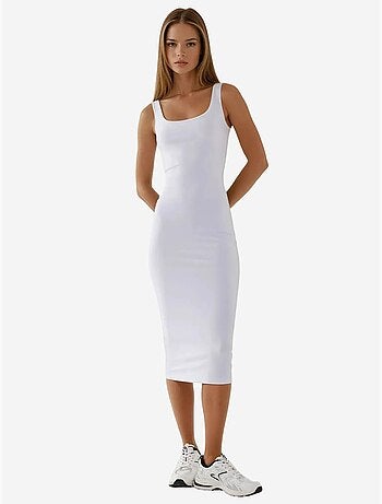 Robe midi moulante texturée