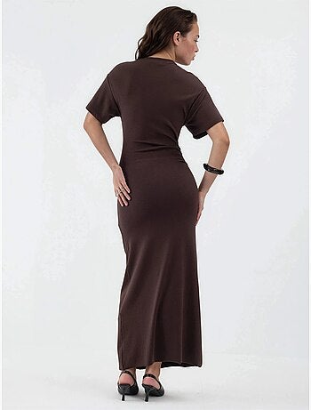 Robe midi moulante unie à col rond busem