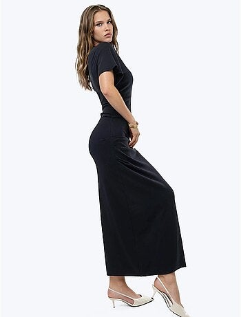 Robe midi moulante unie à col rond busem
