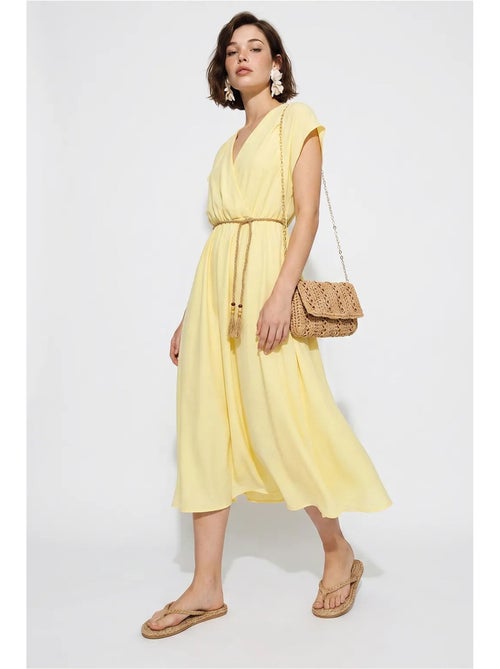 Robe midi portefeuille ceinturée lucci - Kiabi