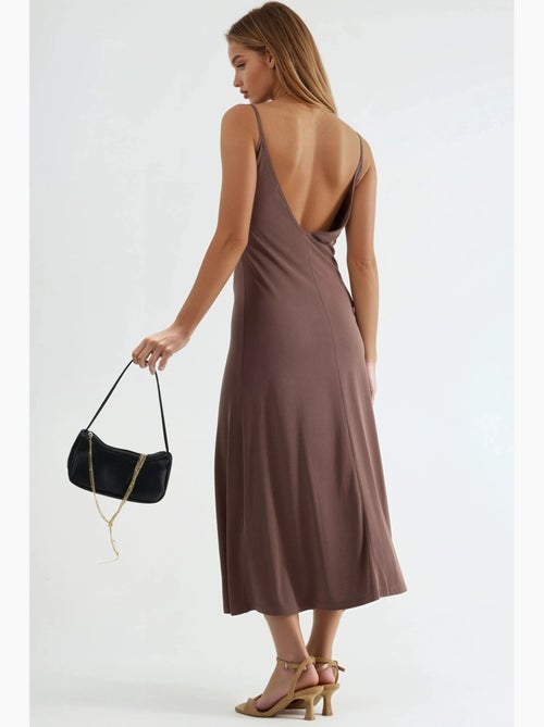 Robe midi sans manches à col en v busem - Kiabi Robe midi sans manches à col en v busem - Kiabi