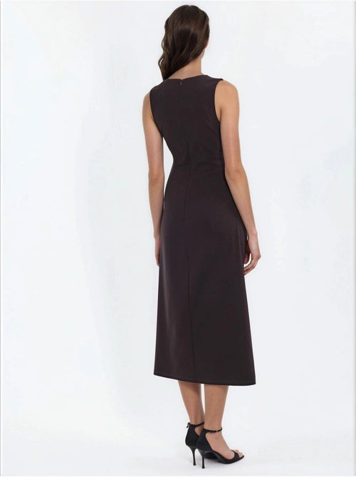 Robe midi sans manches à col rond hiccup - Kiabi Robe midi sans manches à col rond hiccup - Kiabi