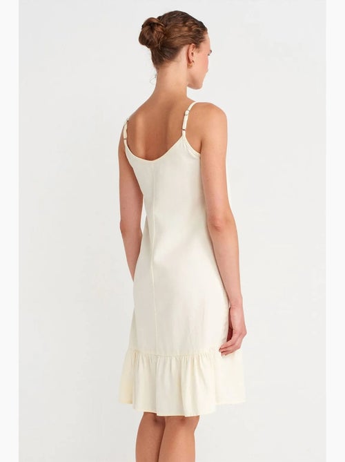 Robe midi sans manches à détail volanté dilvin - Kiabi Robe midi sans manches à détail volanté dilvin - Kiabi