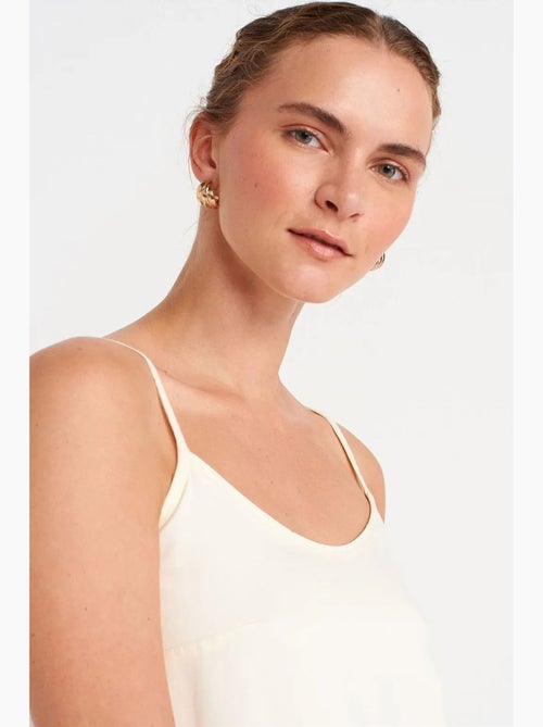 Robe midi sans manches à détail volanté dilvin - Kiabi Robe midi sans manches à détail volanté dilvin - Kiabi