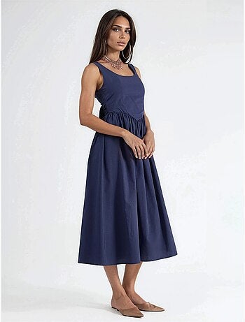 Robe midi sans manches a encolure arrondie busem