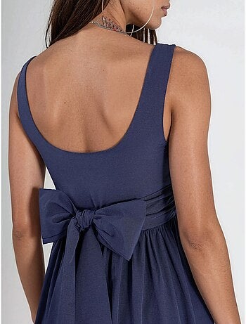 Robe midi sans manches a encolure arrondie busem