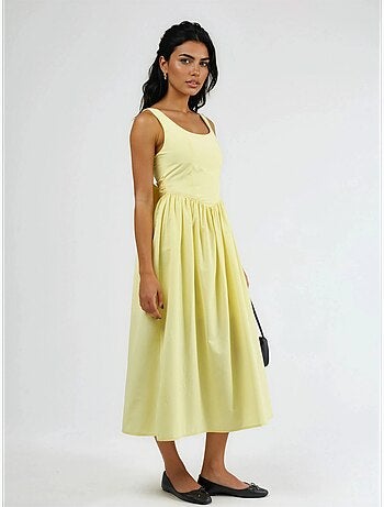 Robe midi sans manches a encolure arrondie busem