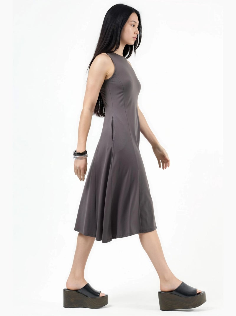 Robe midi sans manches avec poches busem Gris foncé - Kiabi