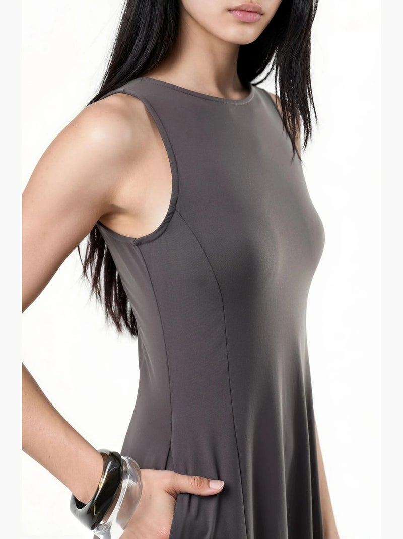 Robe midi sans manches avec poches busem Gris foncé - Kiabi