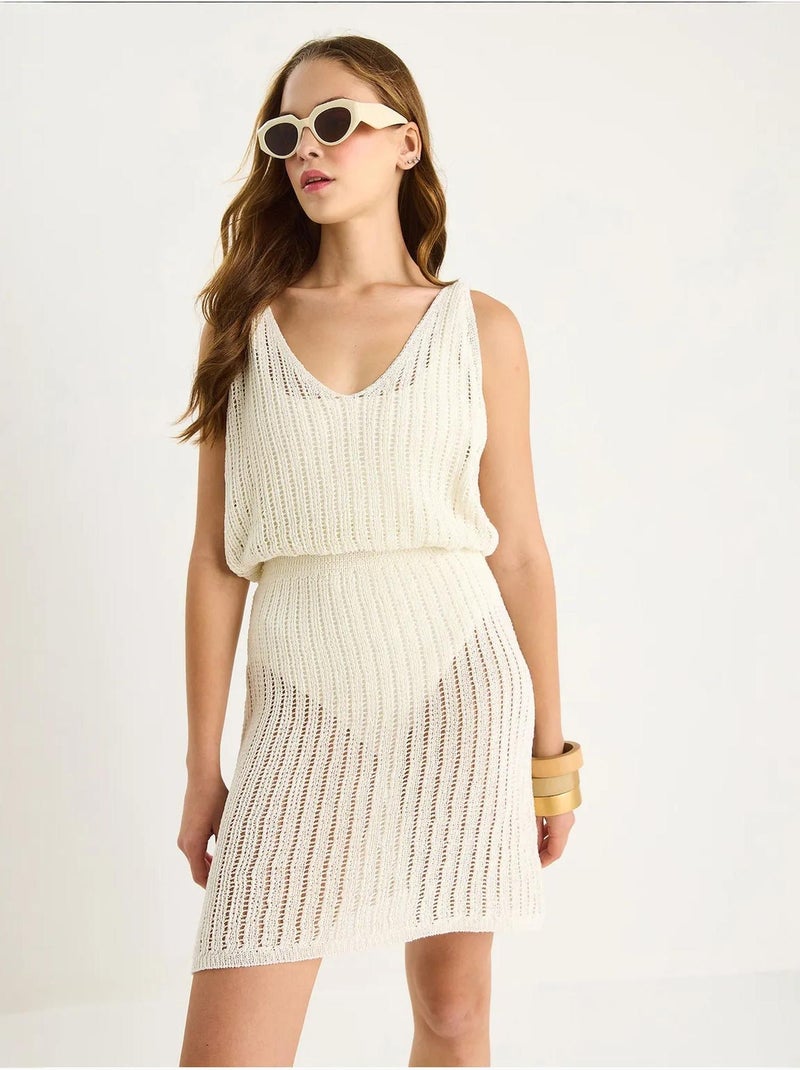 Robe midi sans manches en tricot texturé à col en v lucci Ivoire - Kiabi