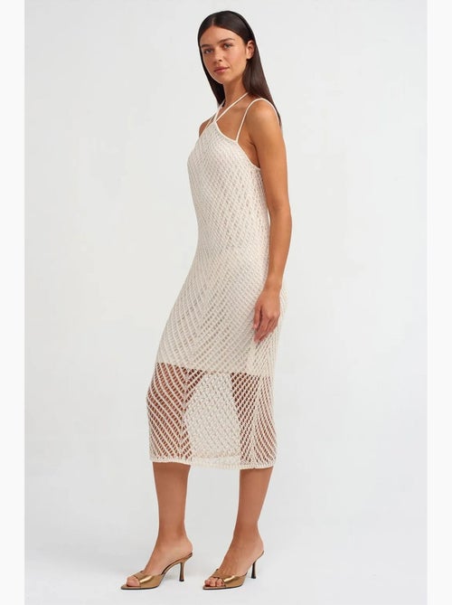 Robe midi texturée à col halter et découpe dilvin - Kiabi Robe midi texturée à col halter et découpe dilvin - Kiabi