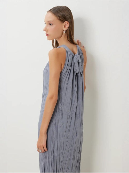 Robe midi texturée à col licou istanbul - Kiabi Robe midi texturée à col licou istanbul - Kiabi