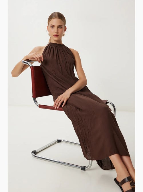 Robe midi texturée à col licou istanbul - Kiabi Robe midi texturée à col licou istanbul - Kiabi