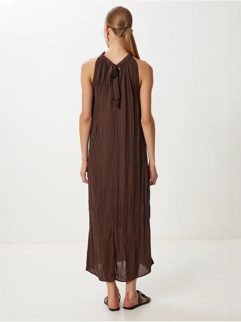 Robe midi texturée à col licou istanbul Marron chocolat - Kiabi