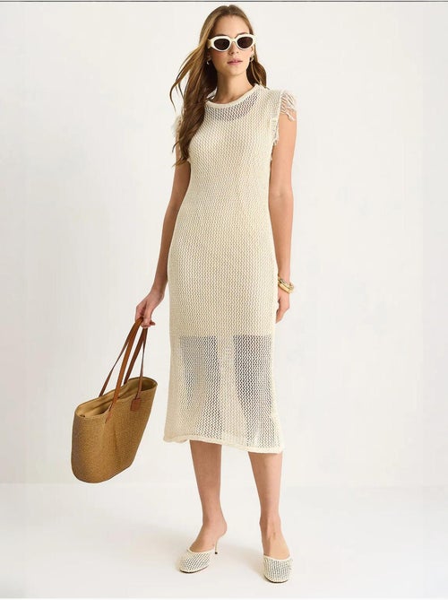 Robe midi texturée avec détails à volants lucci - Kiabi Robe midi texturée avec détails à volants lucci - Kiabi