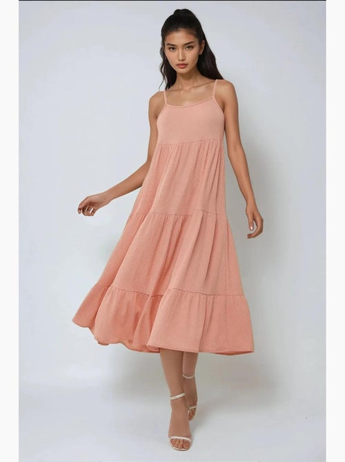 Robe midi texturée en a hiccup - Kiabi Robe midi texturée en a hiccup - Kiabi