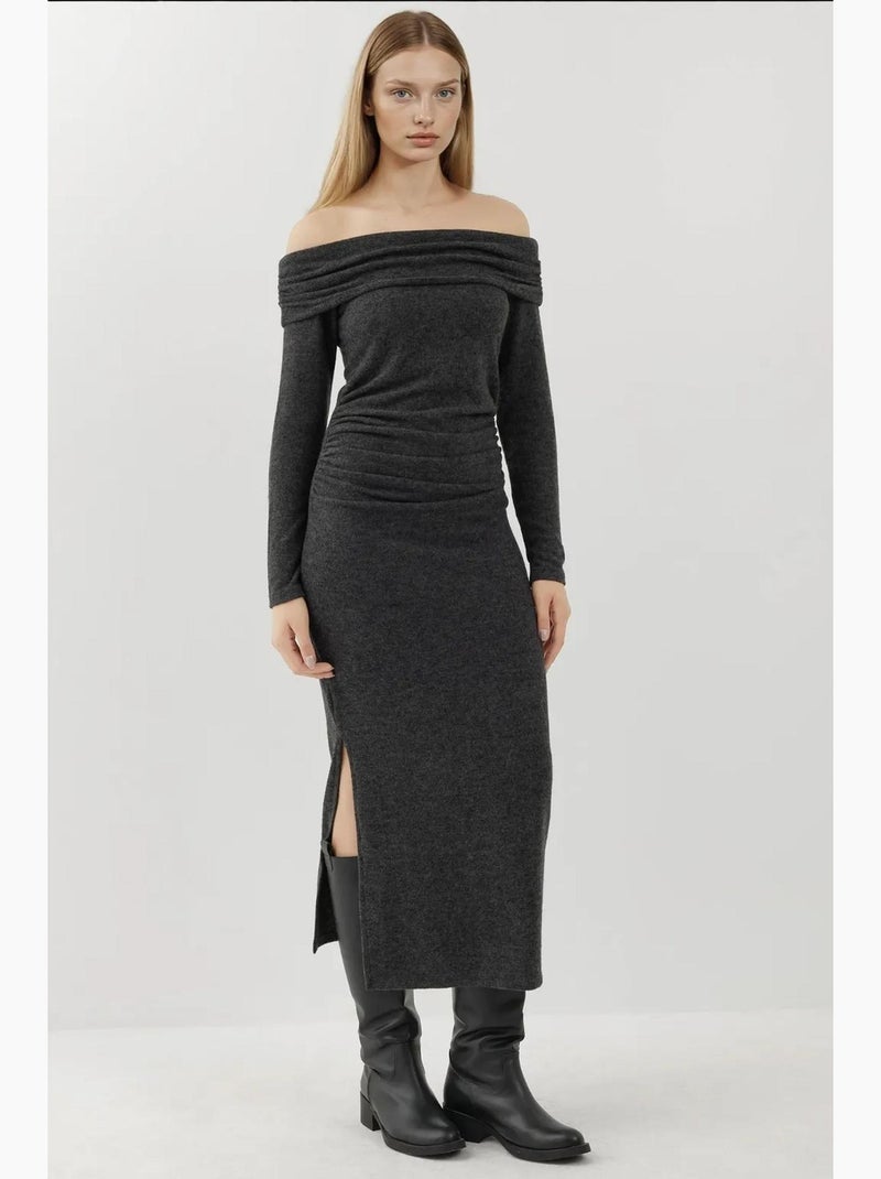 Robe midi texturée sans bretelles avec fente hiccup Gris foncé - Kiabi