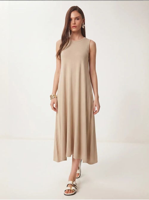Robe midi trapèze avec poche istanbul - Kiabi Robe midi trapèze avec poche istanbul - Kiabi