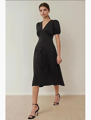 Robe midi trapèze en crêpe à col en v manches bouffantes hiccup