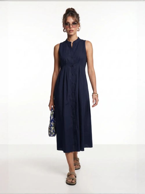 Robe midi trapèze sans manches à col mandarin istanbul - Kiabi Robe midi trapèze sans manches à col mandarin istanbul - Kiabi