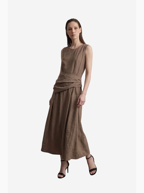 Robe midi trapèze sans manches my fashion - Kiabi Robe midi trapèze sans manches my fashion - Kiabi