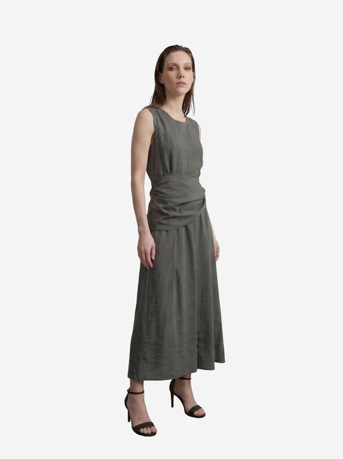 Robe midi trapèze sans manches my fashion - Kiabi Robe midi trapèze sans manches my fashion - Kiabi