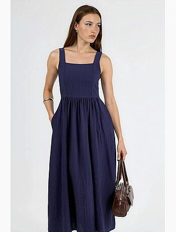 Robe midi unie à col carré busem