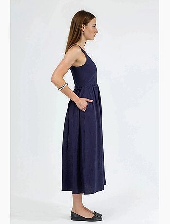Robe midi unie à col carré busem