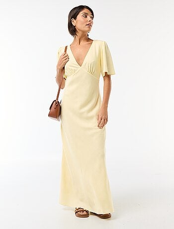 Robe midi unie à manches courtes
