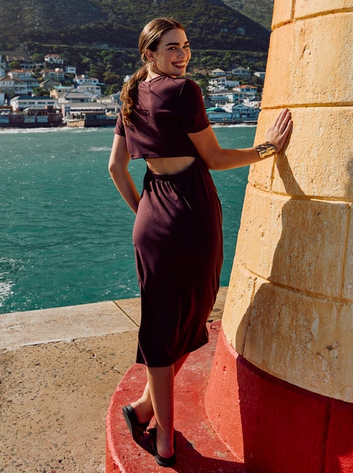 Robe midi unie ouverte au dos - Kiabi