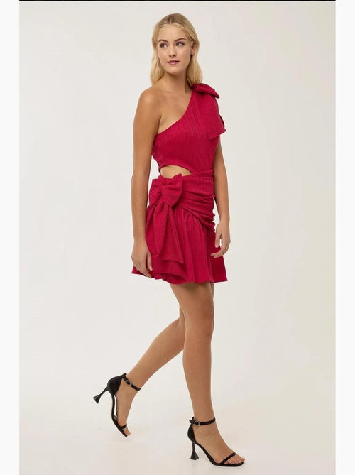 Robe mini à col asymétrique et détail nœud hiccup - Kiabi Robe mini à col asymétrique et détail nœud hiccup - Kiabi