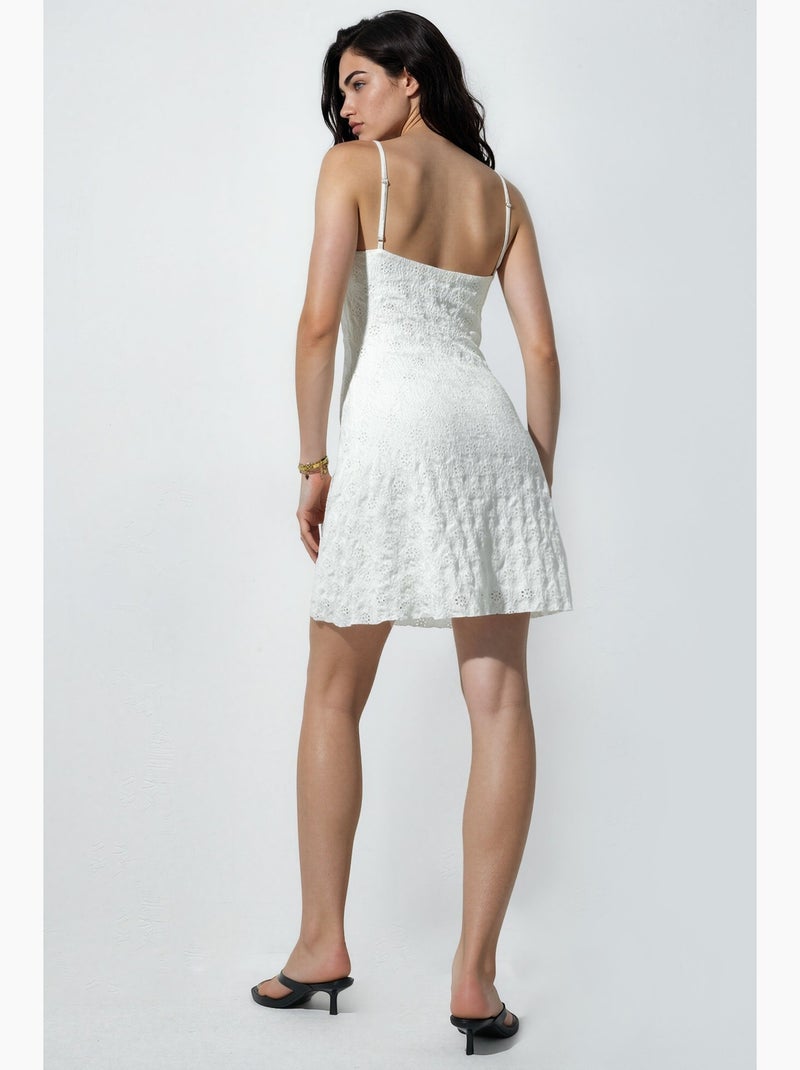 Robe mini brodée hiccup Blanc - Kiabi