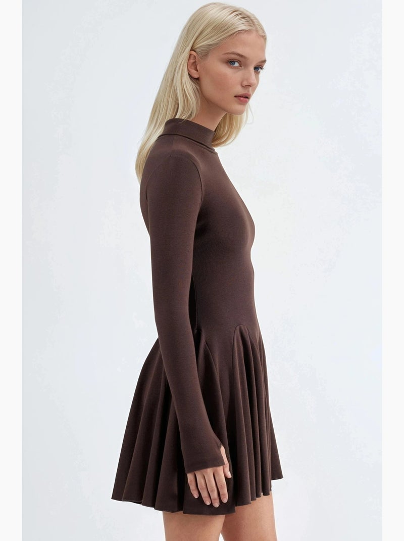 Robe mini col roulé en jersey avec empiècements busem Marron foncé - Kiabi