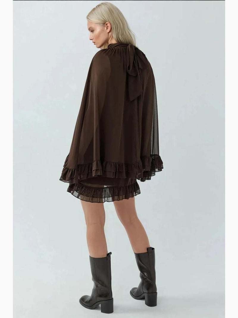 Robe mini élégante à col roulé et coupe a hiccup Marron chocolat - Kiabi