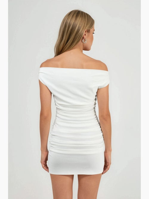 Robe mini épaules dénudées et col bateau hiccup - Kiabi