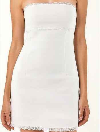 Robe mini moulante sans bretelles