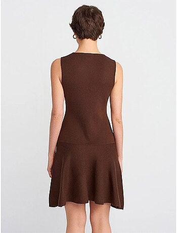 Robe mini skater en maille sans manches dilvin