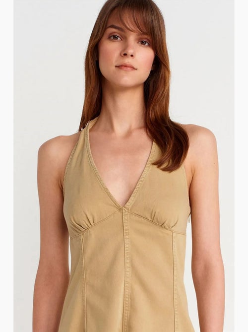 Robe mini trapèze à col halter dilvin - Kiabi Robe mini trapèze à col halter dilvin - Kiabi