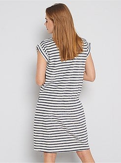 Robe molletonnée rayée et pailletée - Kiabi