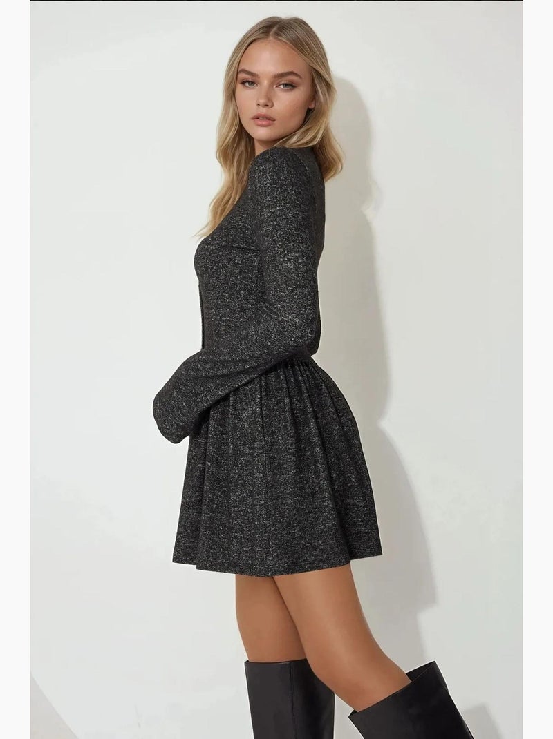 Robe patineuse courte à manches longues et col ras du cou avec détails boutonnés hiccup Gris - Kiabi
