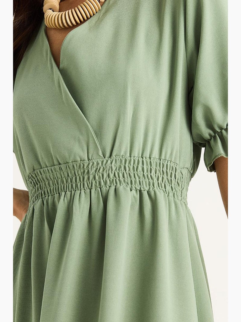 Pastel Robe Robe portefeuille avec taille froncée et manches élastiques lucci ...