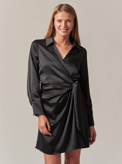 Robe portefeuille en satin  'Deeluxe' - Kiabi