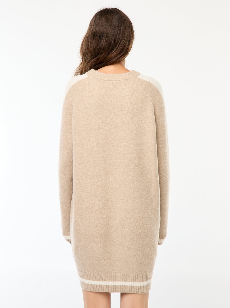 Robe pull avec bandes contrastantes Beige - Kiabi