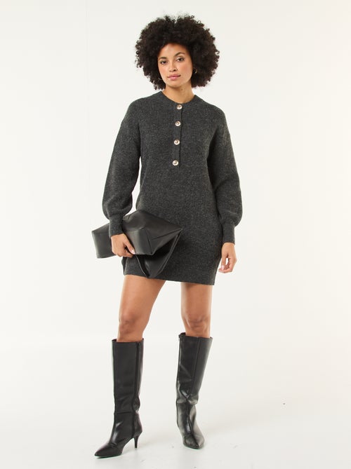 Robe pull avec boutons dorés - Kiabi