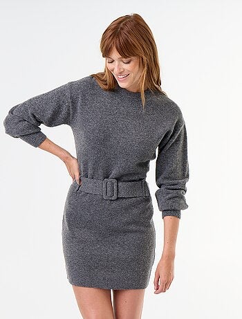 Robe pull avec ceinture