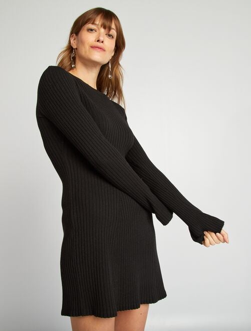 Robe pull courte ajustée - Kiabi