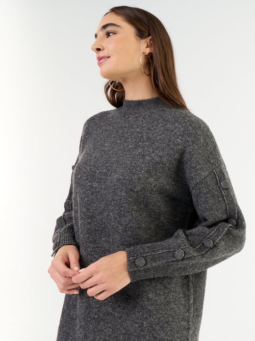 Robe pull courte avec manches boutonnées - Kiabi Robe pull courte avec manches boutonnées - Kiabi
