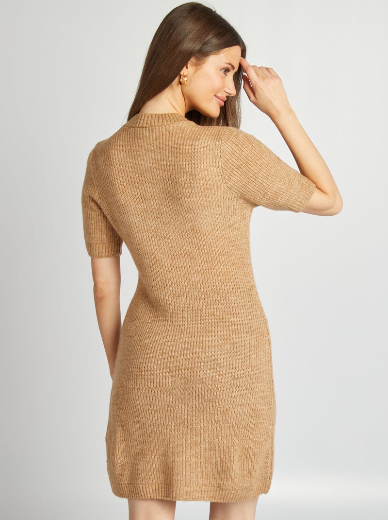 Robe pull courte en tricot BEIGE - Kiabi